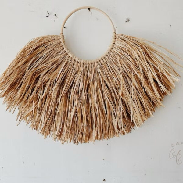 B&Co Giant Raffia Wall Decor (Savannah)