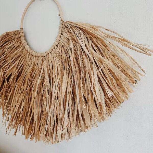 B&Co Giant Raffia Wall Decor (Savannah) - Image 5