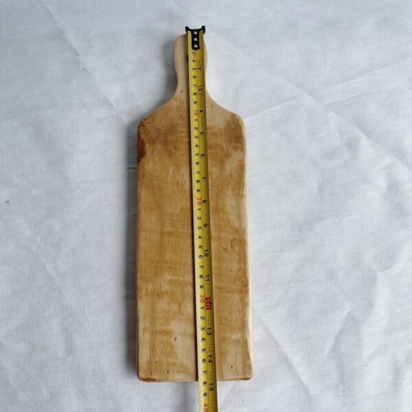 Wooden Country Chopping Board (Cael) - Image 3