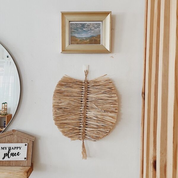 Rafia Feather Wall Hang (Felecita) - Image 4