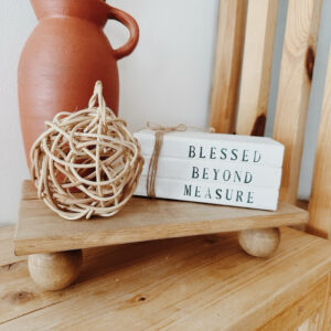 B&Co Wooden Tray with round big beads Decorative (Bernice)