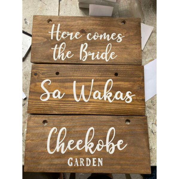 Hanging Board Signage Wooden Painted Text (Flora) - Image 2
